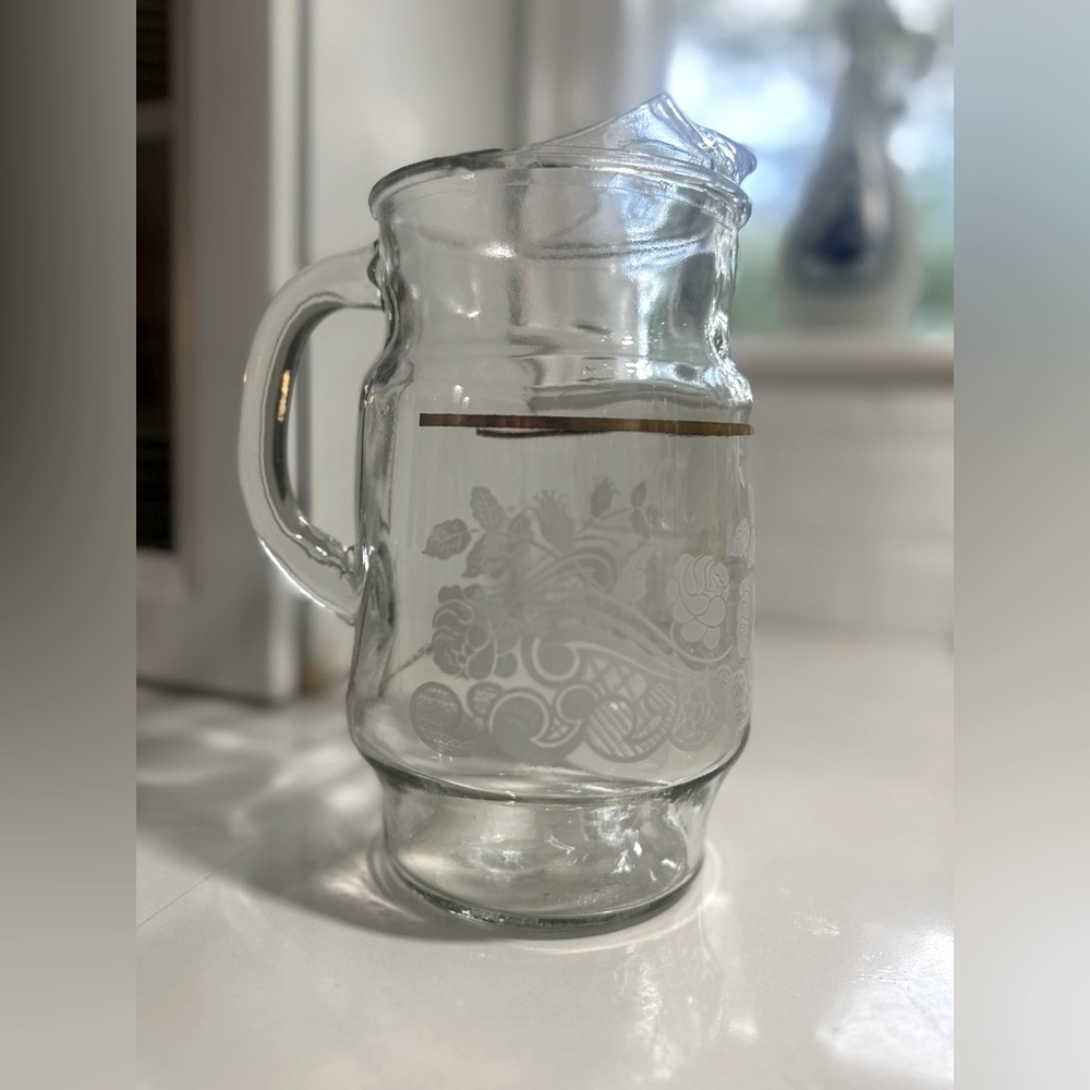 Vintage antique Anchor Hocking flower glass pitcher tea lemonade! White & gold